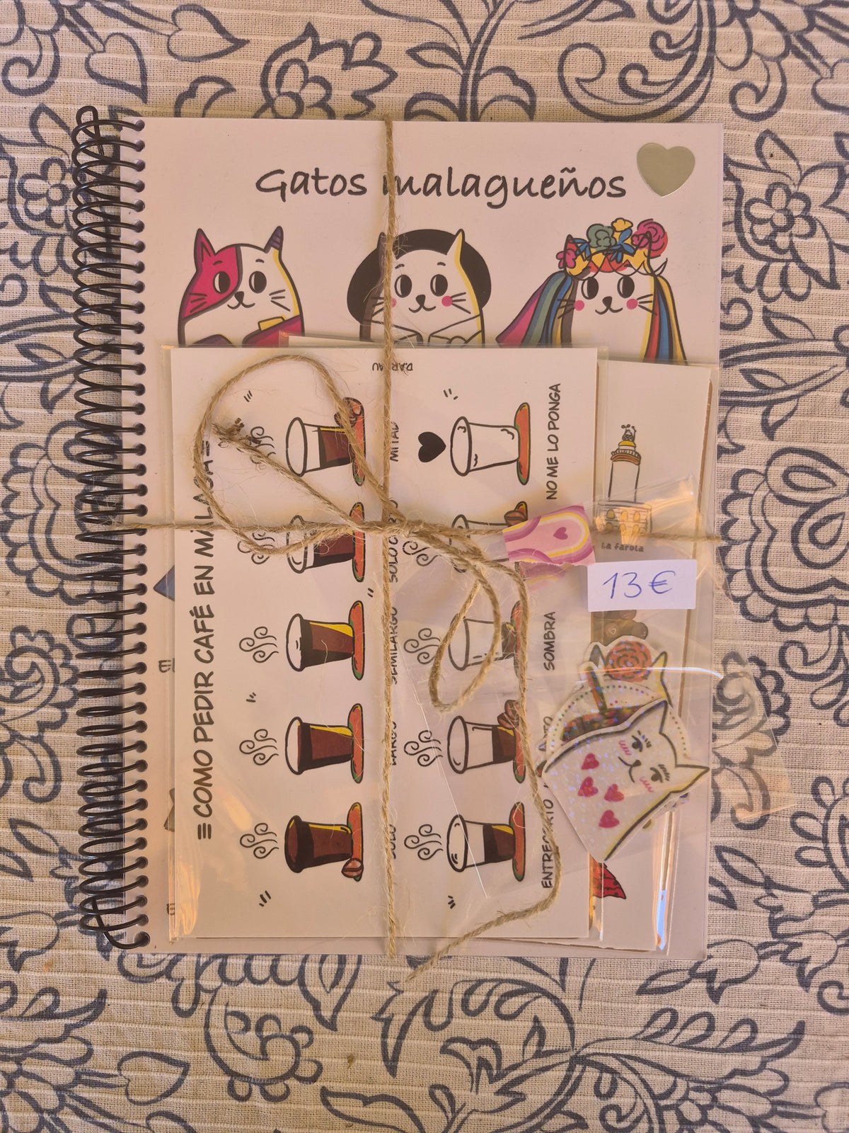 Pack libreta gatos malagueños + 2 postales A6 + pegatinas