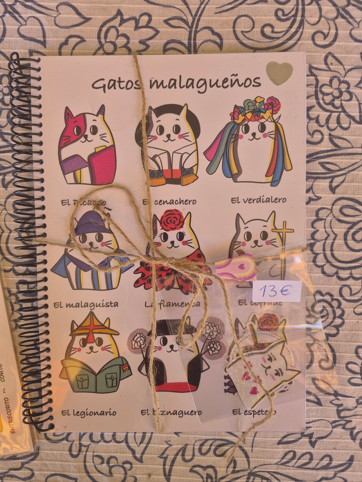 Pack libreta gatos malagueños + 2 postales A6 + pegatinas